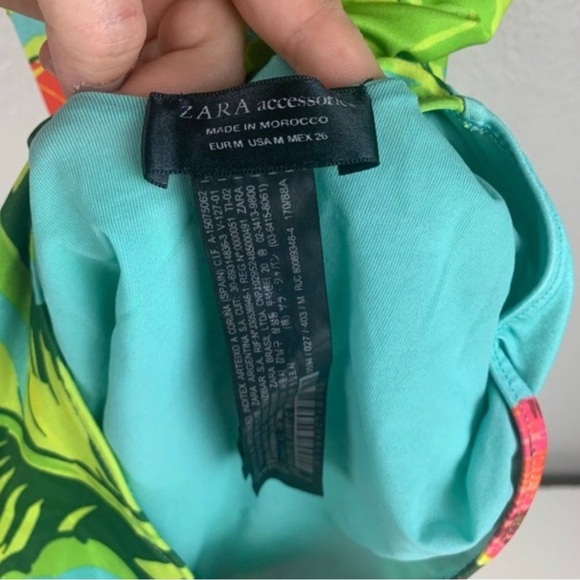 Zara Women’s Green Tropical One Piece Swimsuit - Picture 7 of 9